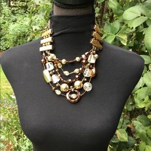 NWT short statement necklace